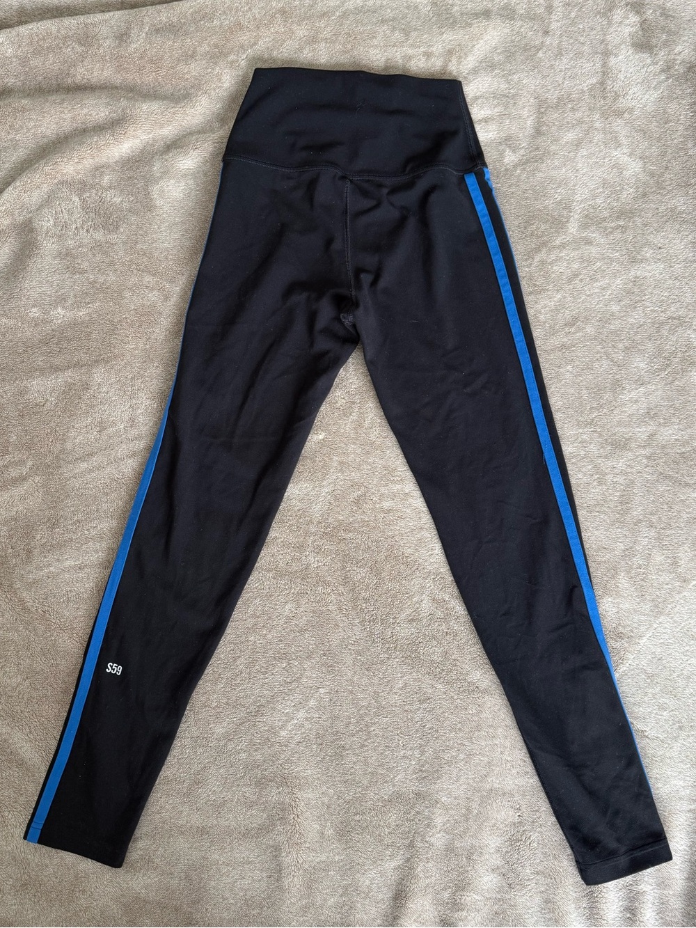 Splits 59 Black Leggings with Blue double stripe - Picture 4 of 4